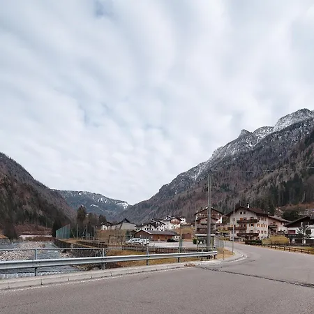Appartement Rododendro Piaia (San Tomaso Agordino, Belluno)